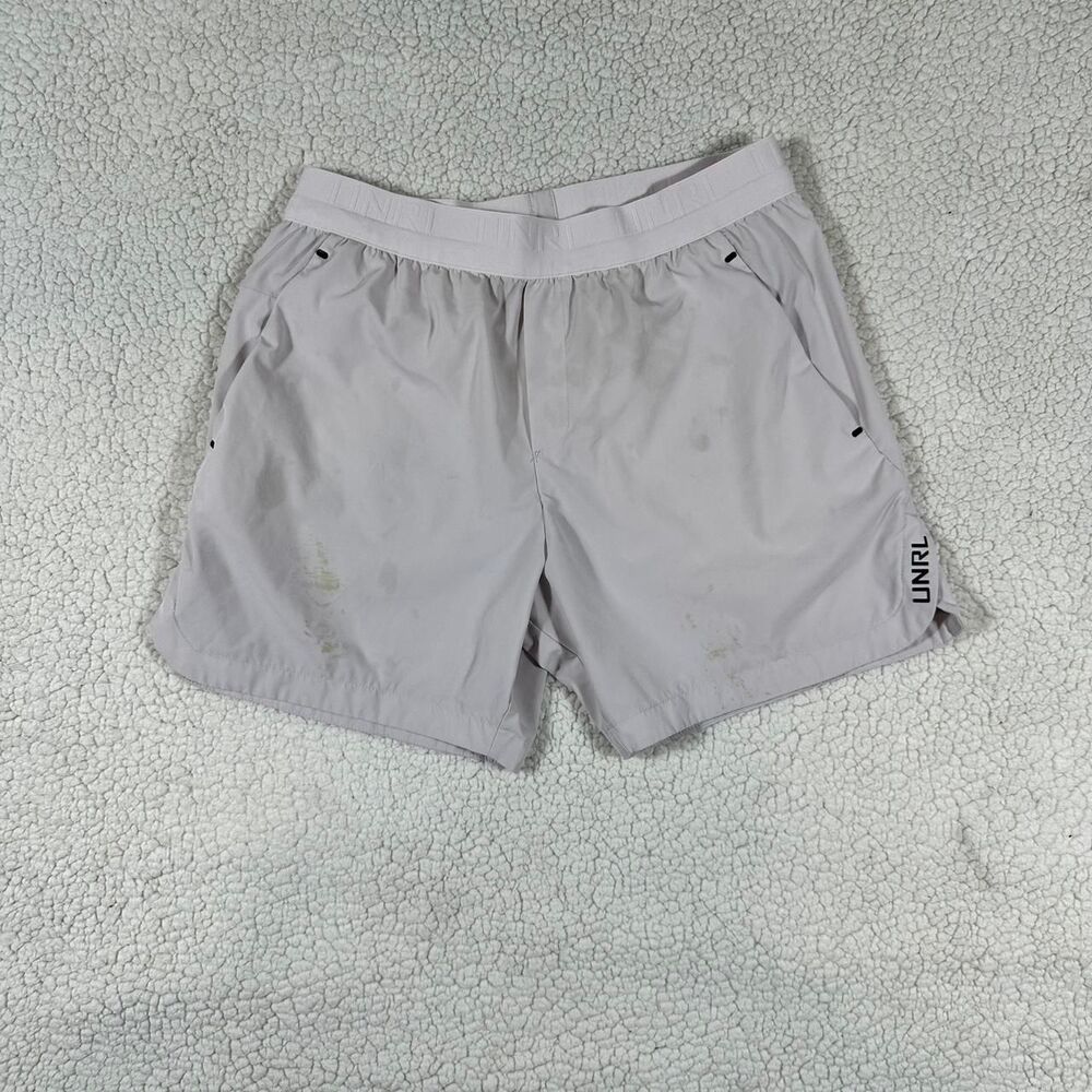 Unrl Men's White and Grey Shorts